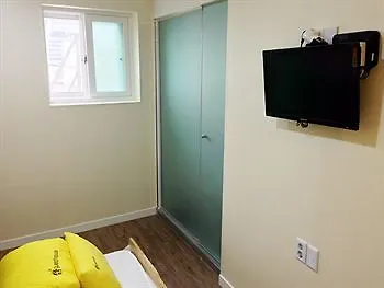 Hotel 24 Guesthouse Myeongdong Avenue Soul
